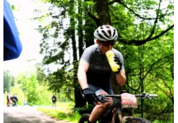 Wie finde ich das richtige Sportgetränk? | Leitfaden für Ausdauersportler:innen