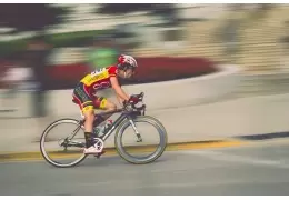 Wie die richtige Kleidung die sportliche Leistung beeinflussen kann